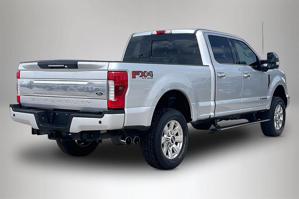Used 2017 Silver Ford Platinum image 5