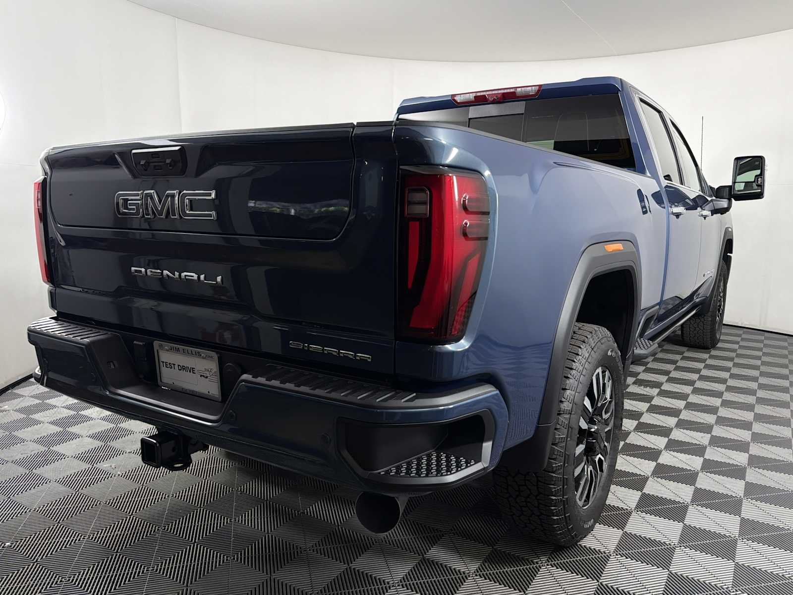 2026 GMC Sierra 2500HD Denali Ultimate - Photo 6