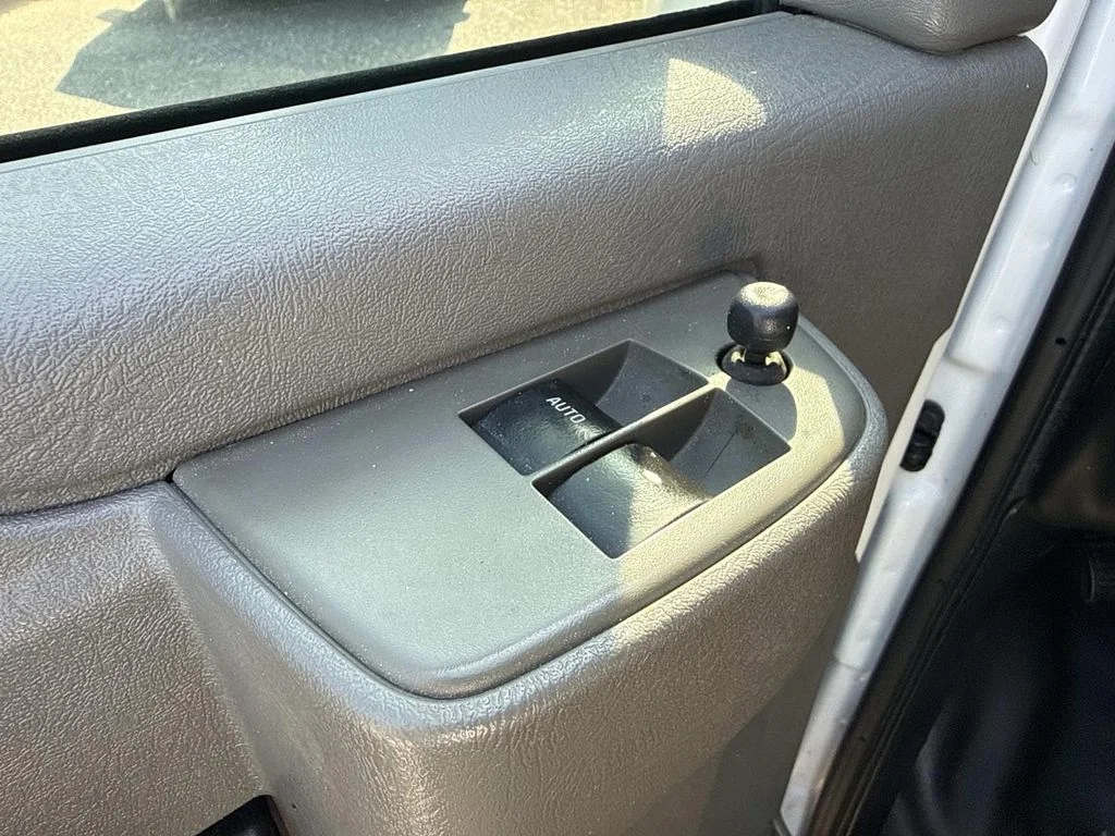Used 2019 White Chevrolet Work Van image 21