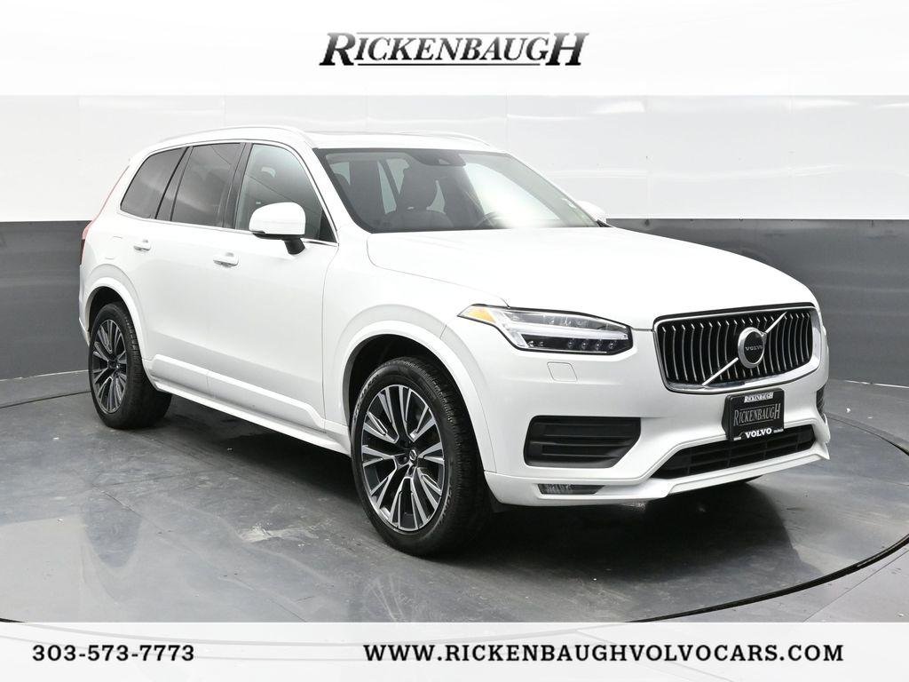 2022 Volvo XC90 Momentum