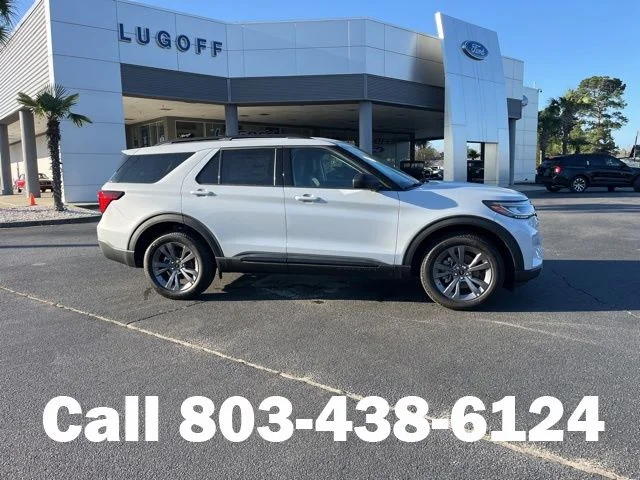 New 2026 Space White Metallic Ford Active image 2
