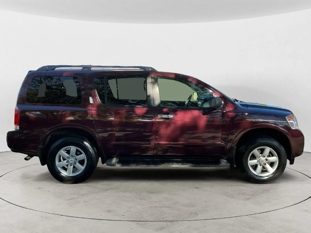 Used 2015 Black Nissan SV image 7