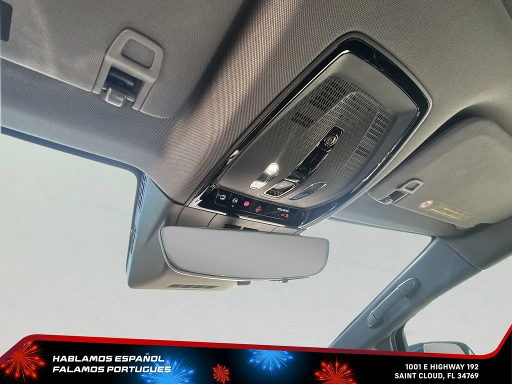 Used 2025 Argent Silver Metallic Cadillac Sport 2 image 21
