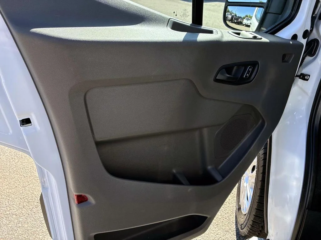 Used 2025 Oxford White Ford  image 18