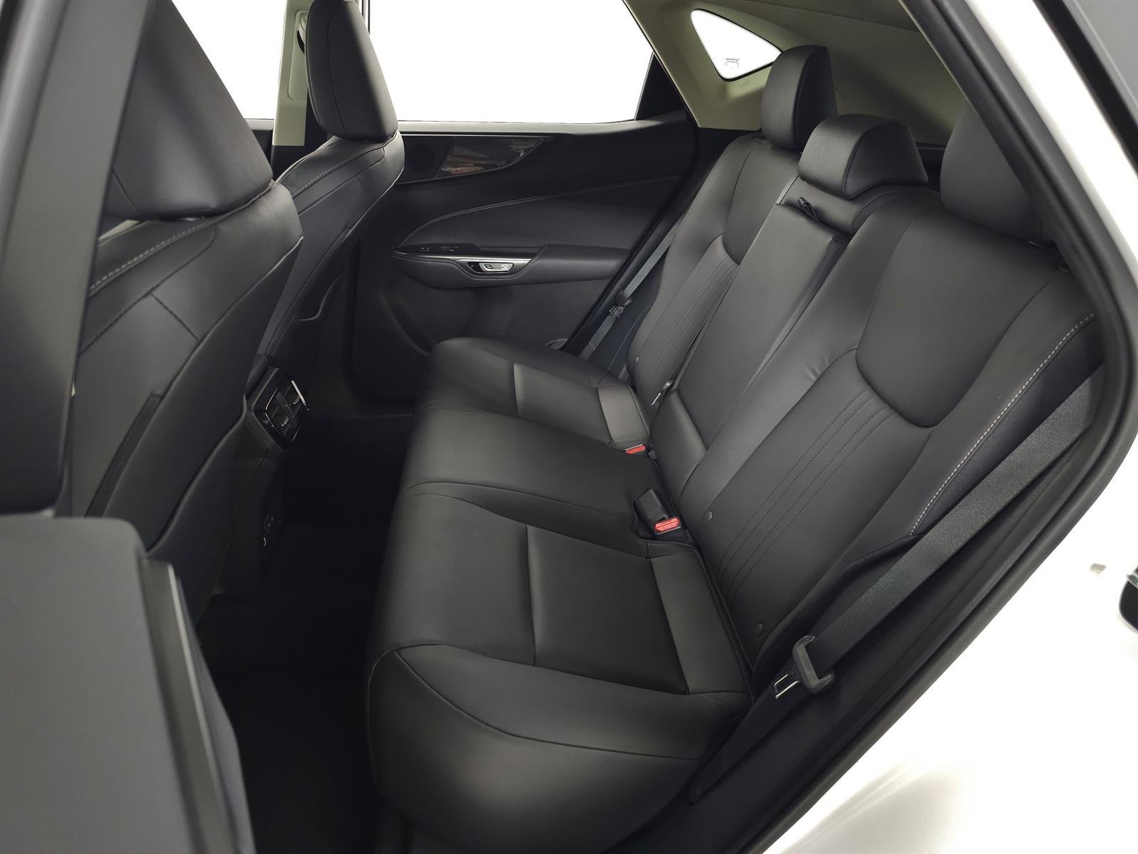 Certified Used 2024 White Lexus PREMIUM image 32