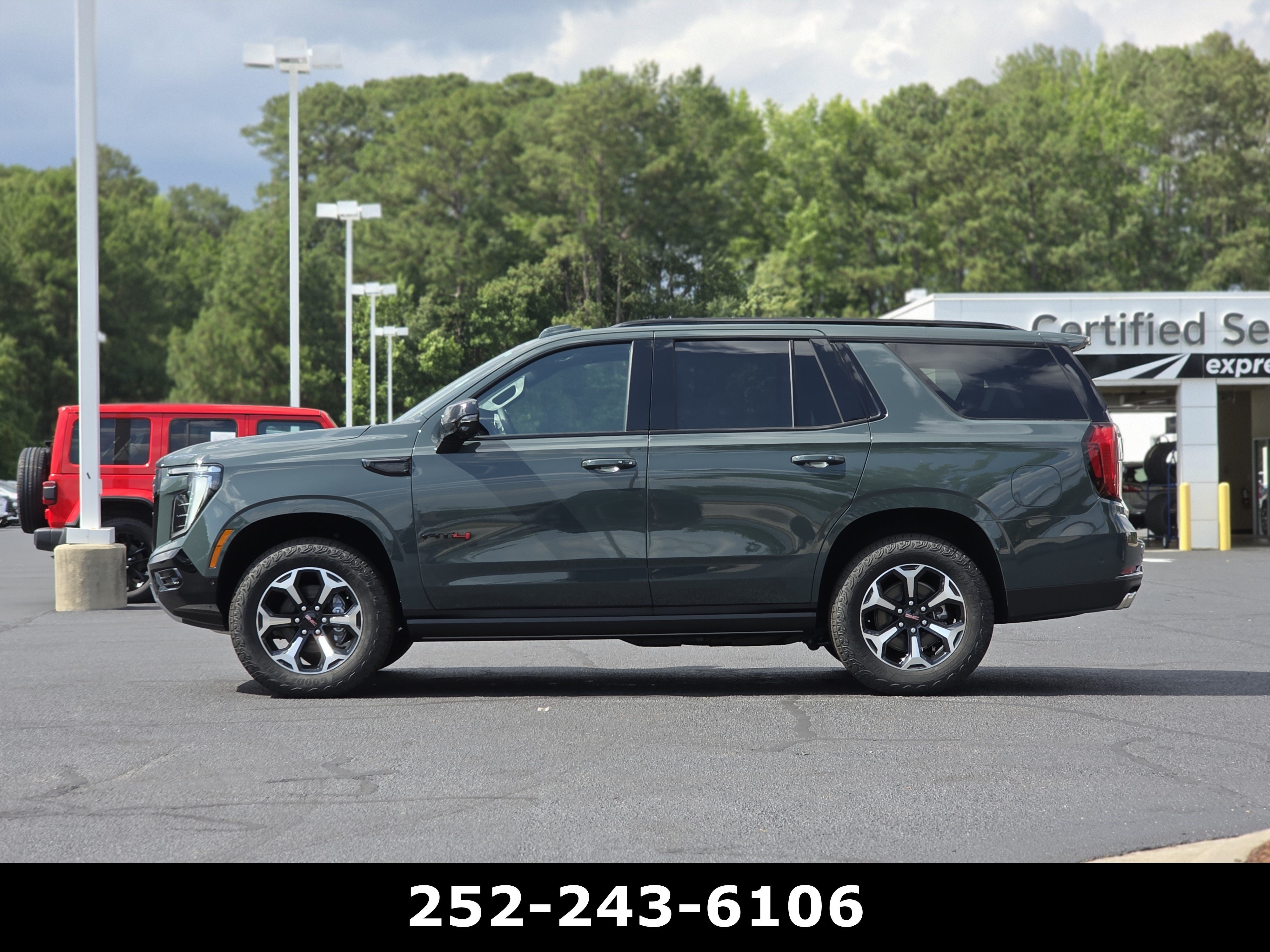 Used 2026 Midnight Pine GMC AT4 image 4
