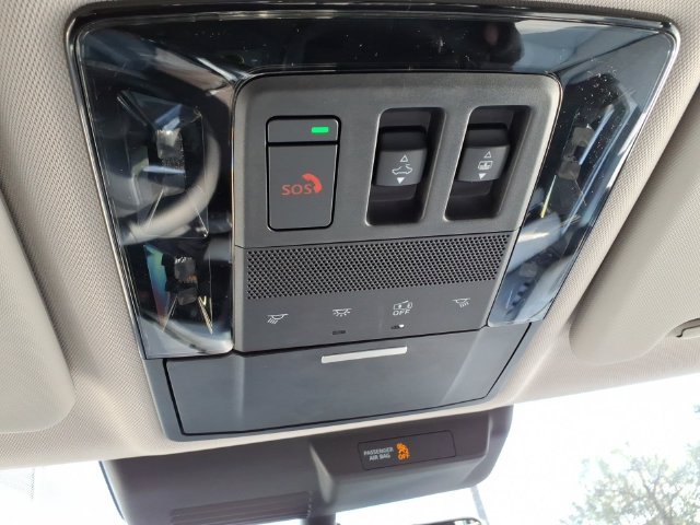 2026 Mitsubishi Outlander SEL - Photo 16
