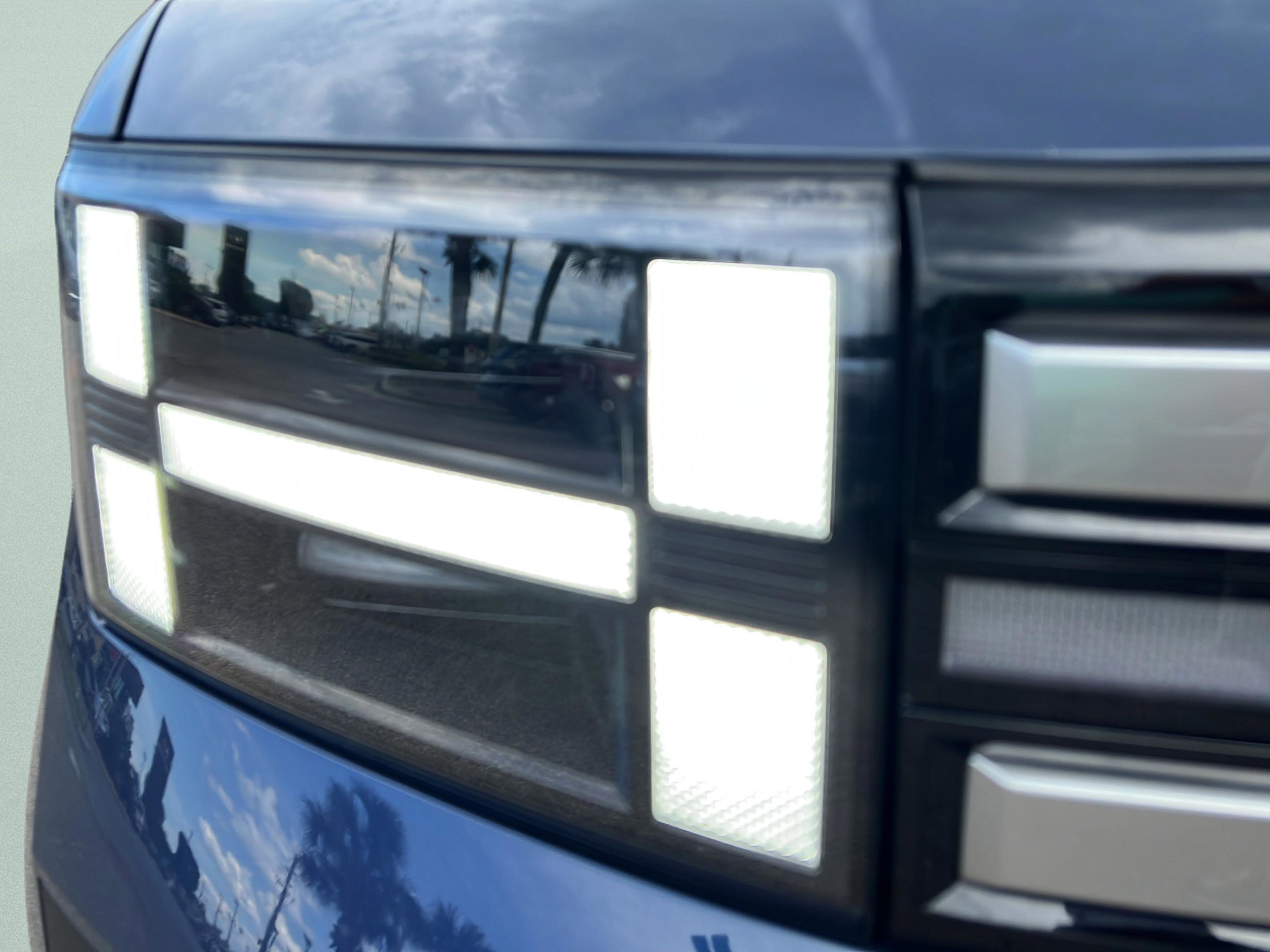 2025 Hyundai Santa Fe SEL - Photo 21