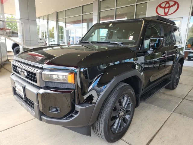 Used 2025 Black Toyota Base image 6