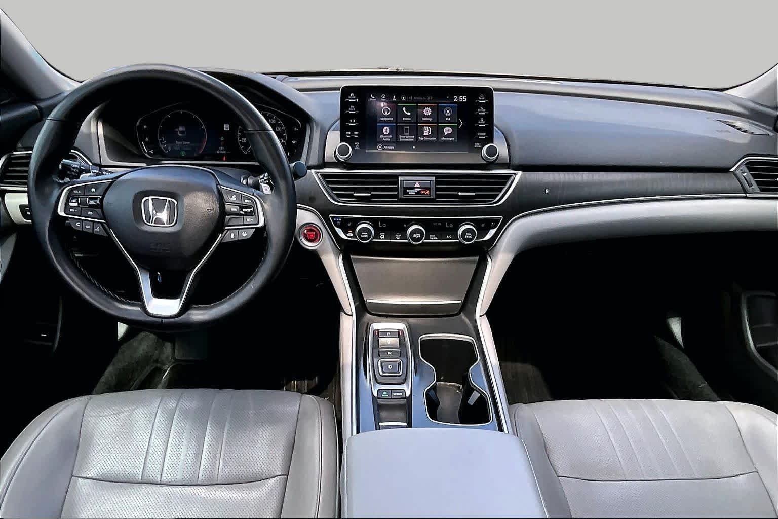 Used 2018 Obsidian Blue Pearl Honda Touring 2.0T image 16