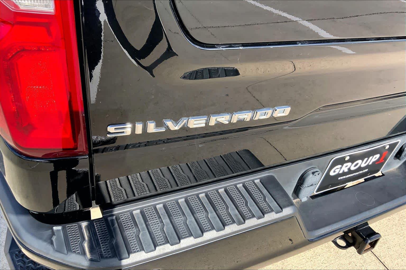 Used 2021 Black Chevrolet Custom image 30