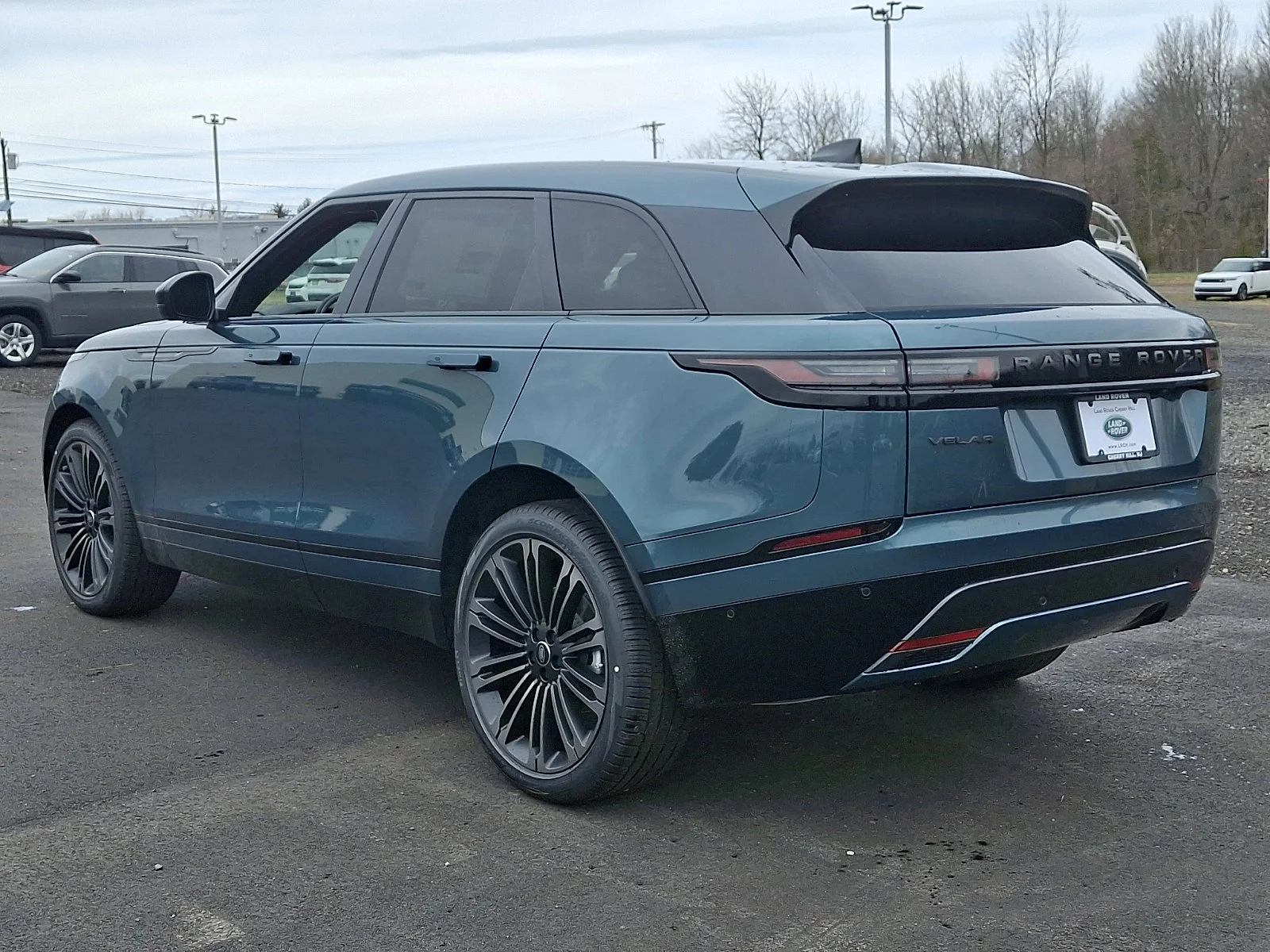 New 2026 Giola Green Land Rover Dynamic SE image 4