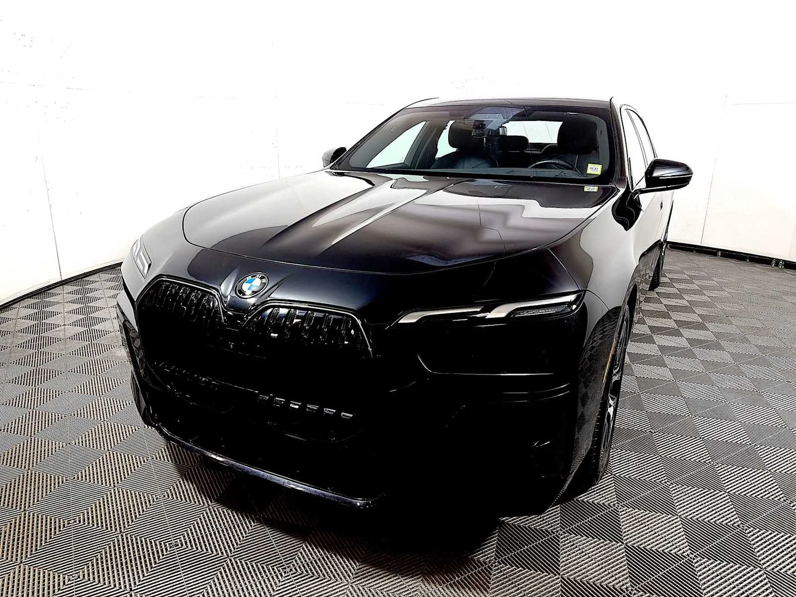 Certified Used 2025 Black Sapphire Metallic BMW 760i xDrive image 3