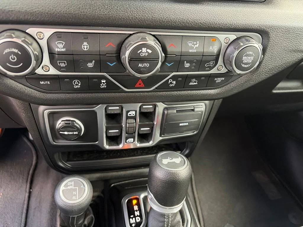 Certified Used 2025 Gray Jeep Sport S image 33