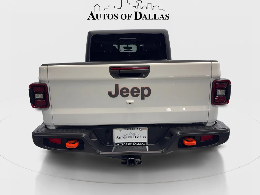 Used 2023 White Jeep Mojave image 8