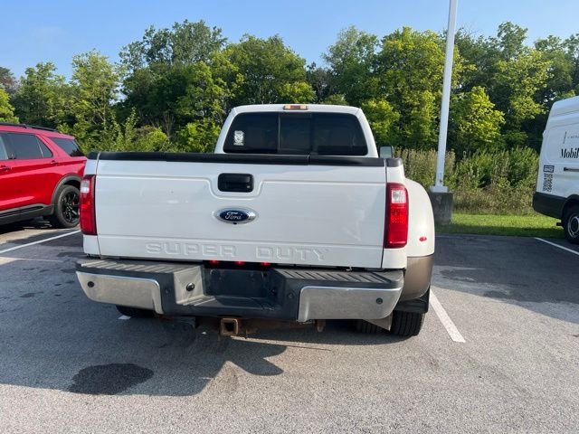 Used 2015 White Ford Lariat image 9