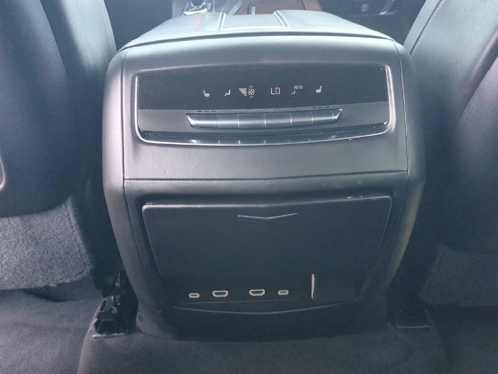 Certified Used 2023 Black Raven Cadillac Premium Luxury Platinum image 31