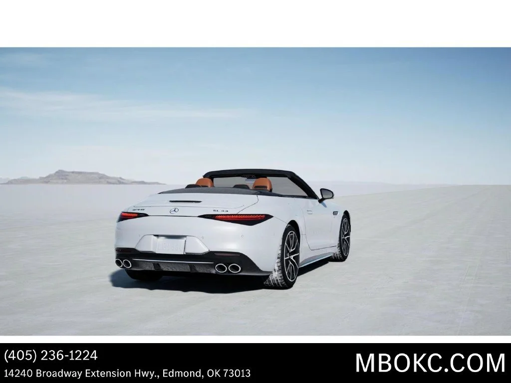 New 2027 MANUFAKTUR Moonlight White Metallic Mercedes-Benz AMG® SL 43 Roadster image 68