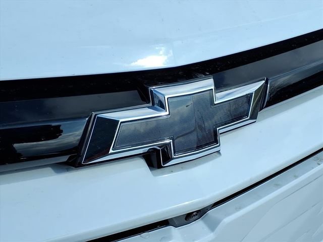 New 2026 Summit White Chevrolet LT image 22