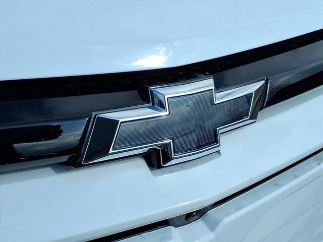 New 2026 Summit White Chevrolet LT image 22