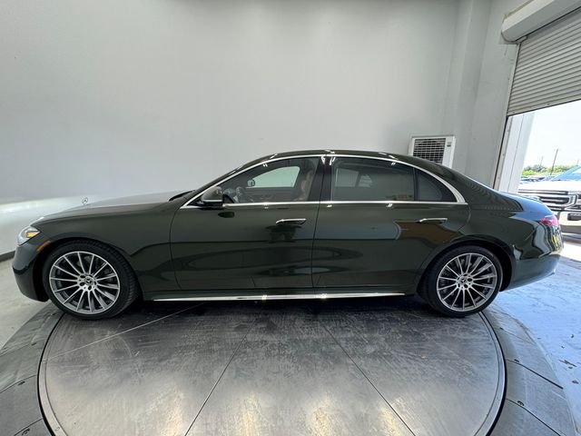 Used 2026 MANUFAKTUR Olive Metallic Mercedes-Benz S 580 image 15
