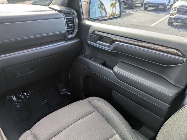 Used 2024 Volcanic Red Tintcoat GMC Elevation image 19