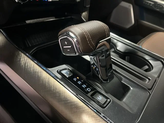 New 2026 Agate Black Metallic Ford King Ranch image 22