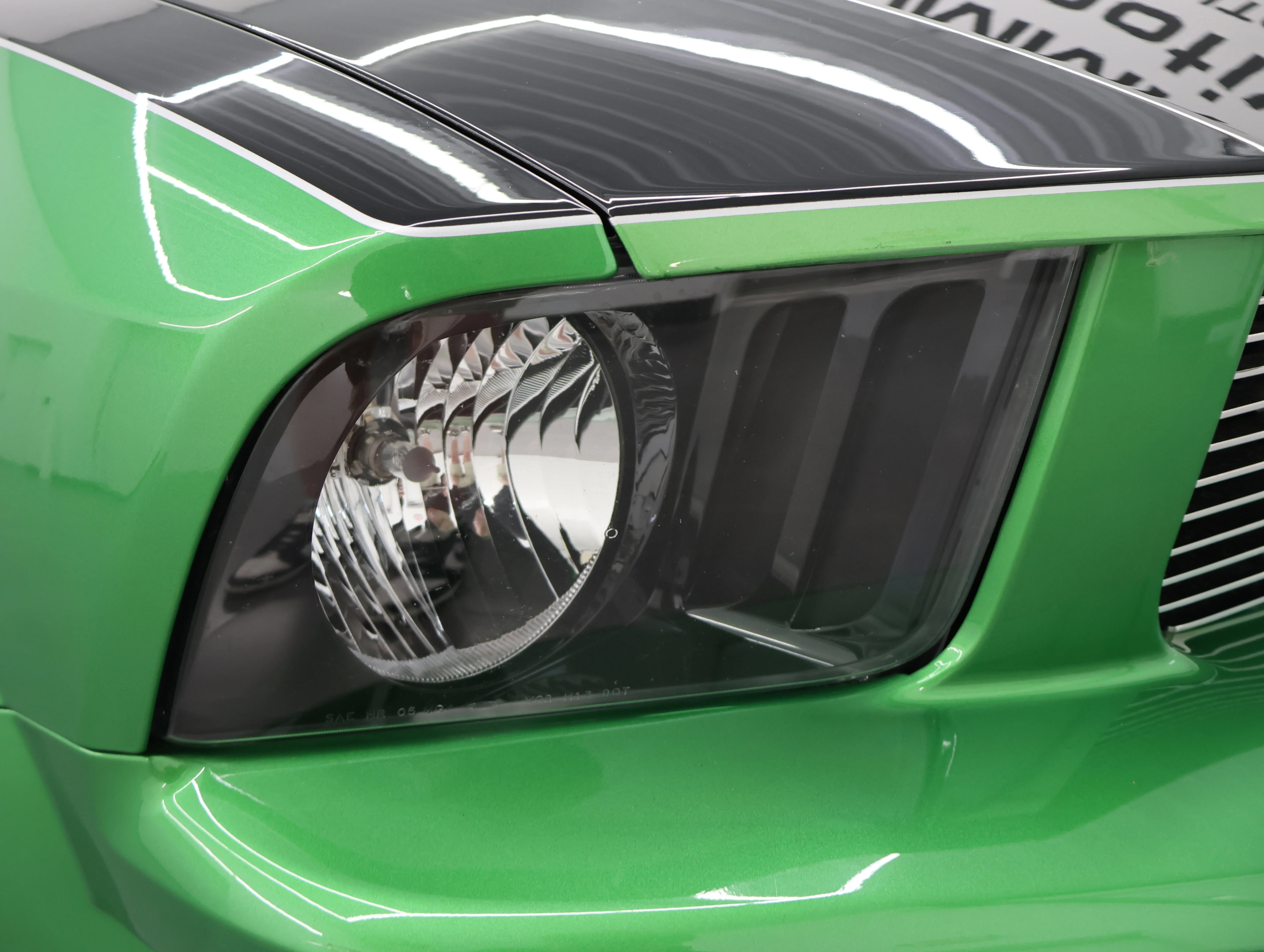 Used 2007 Green Ford GT Premium image 22