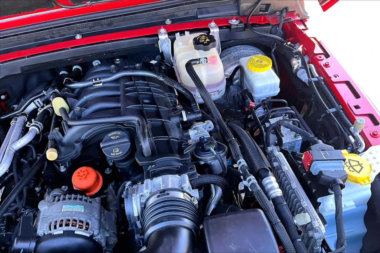 Used 2018 Firecracker Red Clearcoat Jeep Sport S image 30