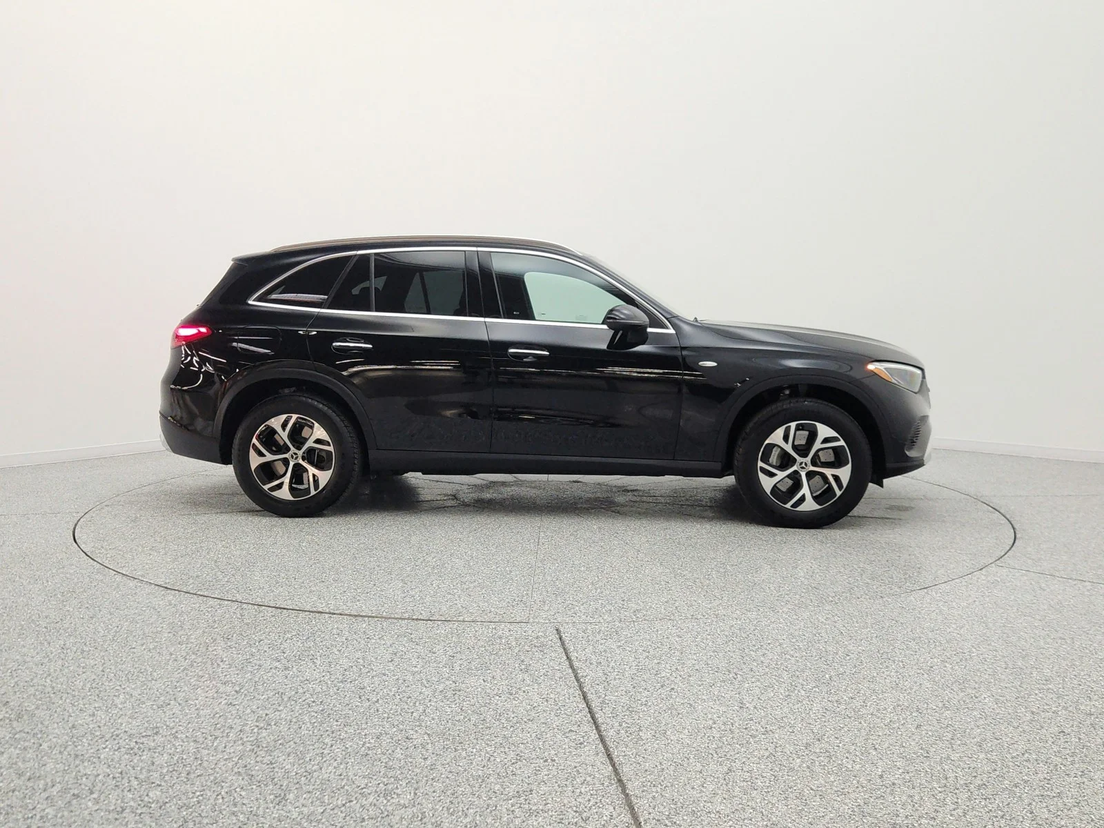 Certified Used 2025 Black Mercedes-Benz GLC 350e 4MATIC® SUV image 4