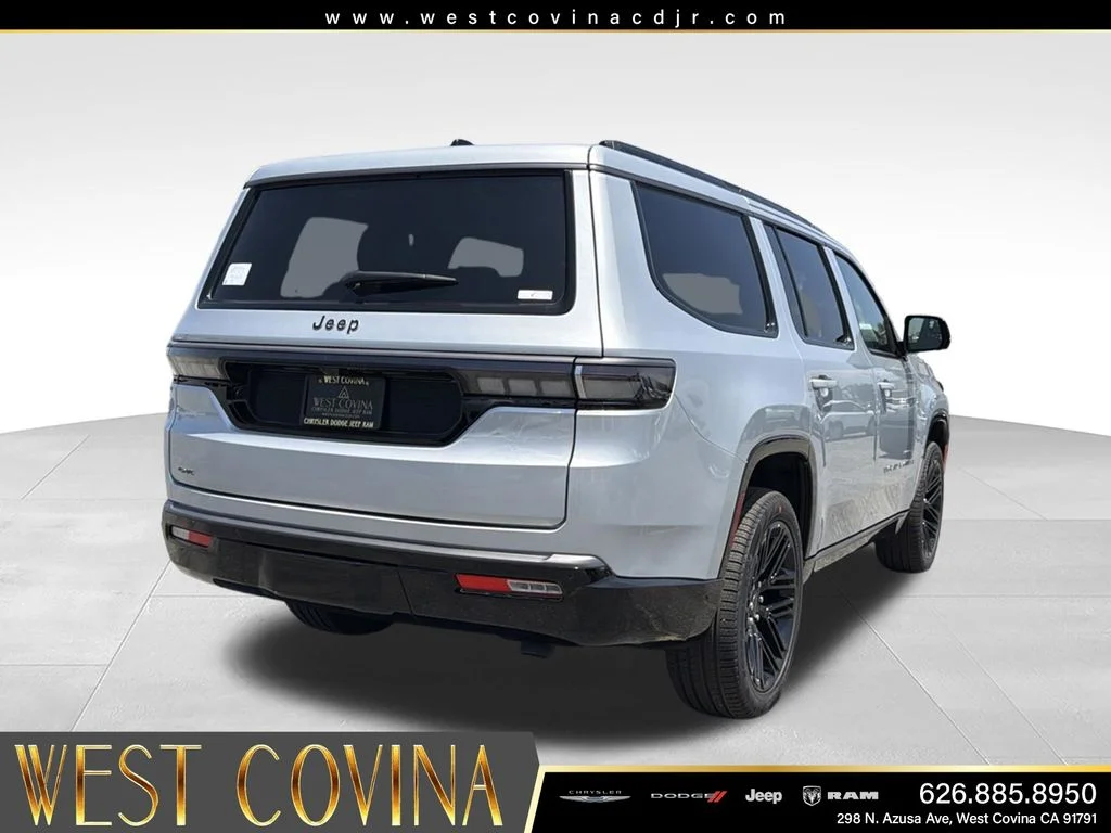 New 2026 Silver-Zynith Exterior Paint Jeep Limited Reserve image 8