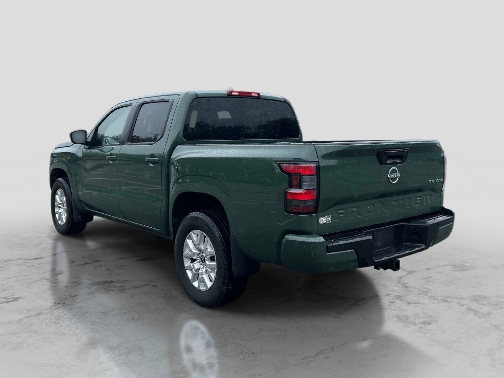 Used 2023 Green Nissan SV image 3