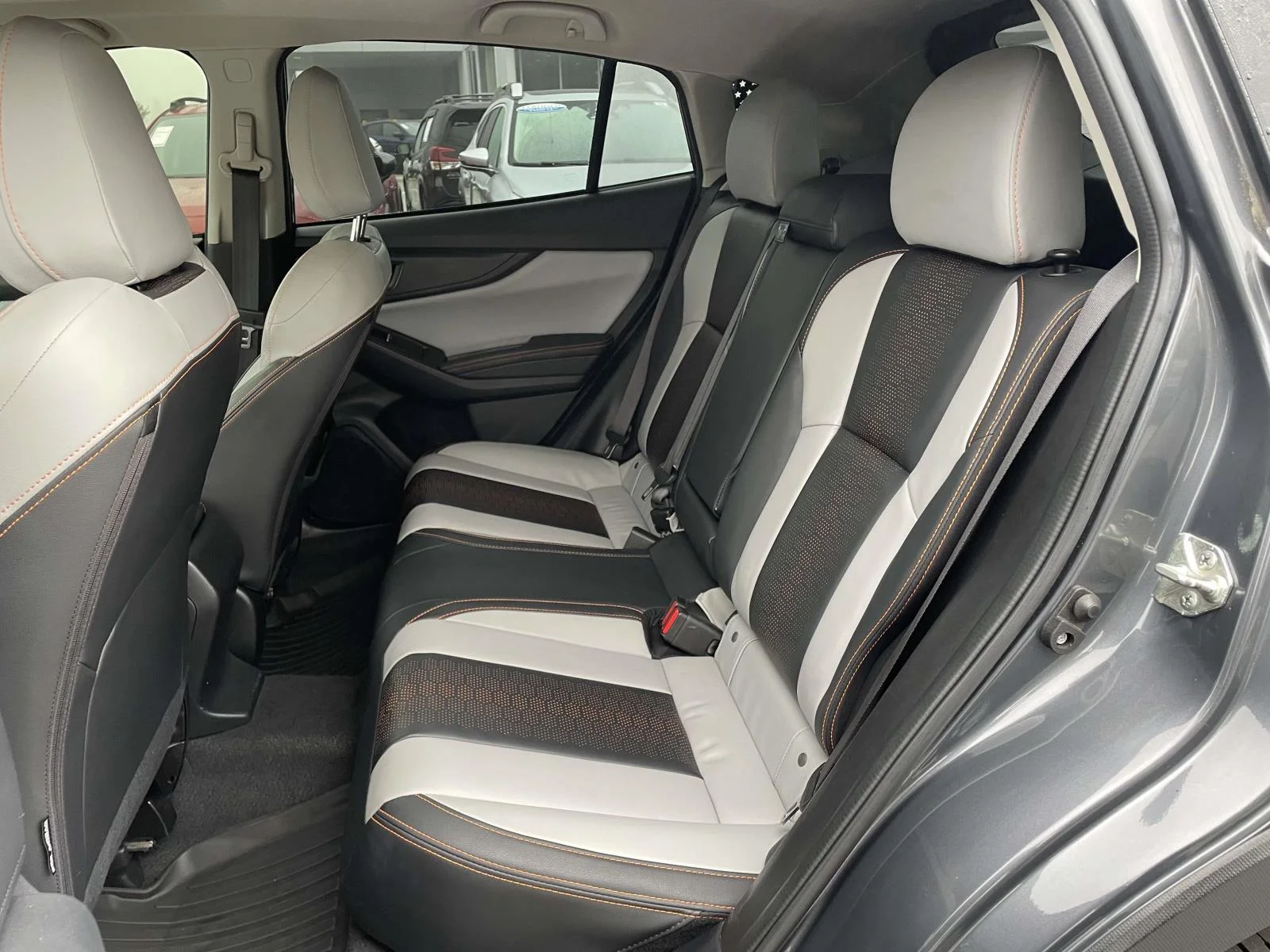 Used 2021 Magnetite Gray Metallic Subaru Limited image 3