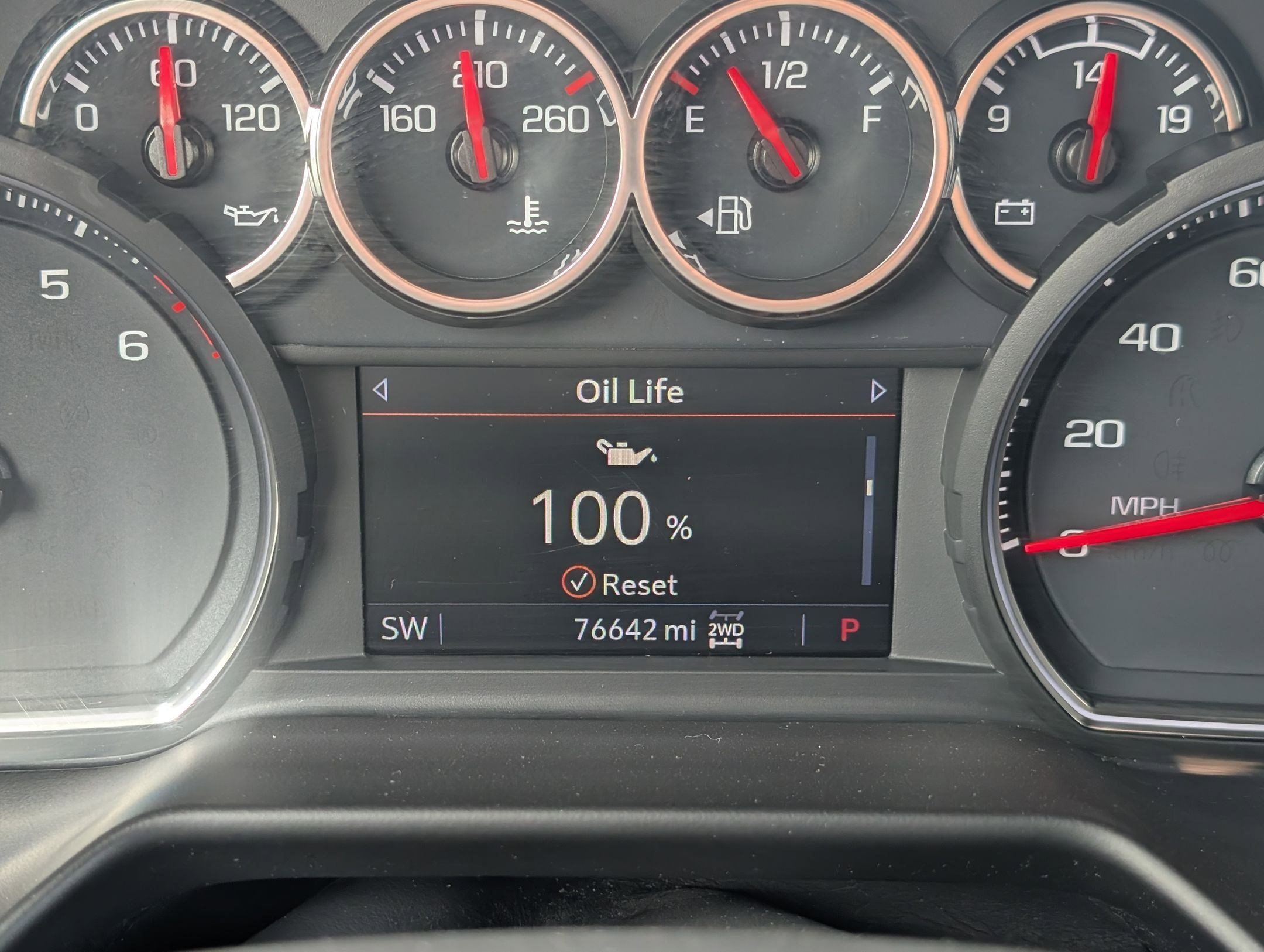 Used 2021 SUMMIT WHITE Chevrolet LT image 14