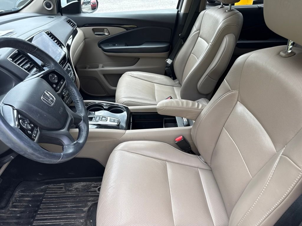 Used 2020 White Honda Elite image 6