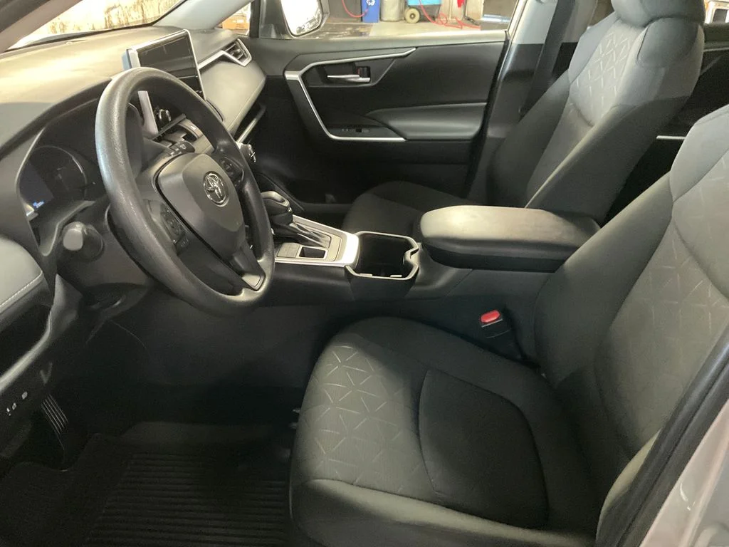 Certified Used 2025 Silver Toyota XLE image 12