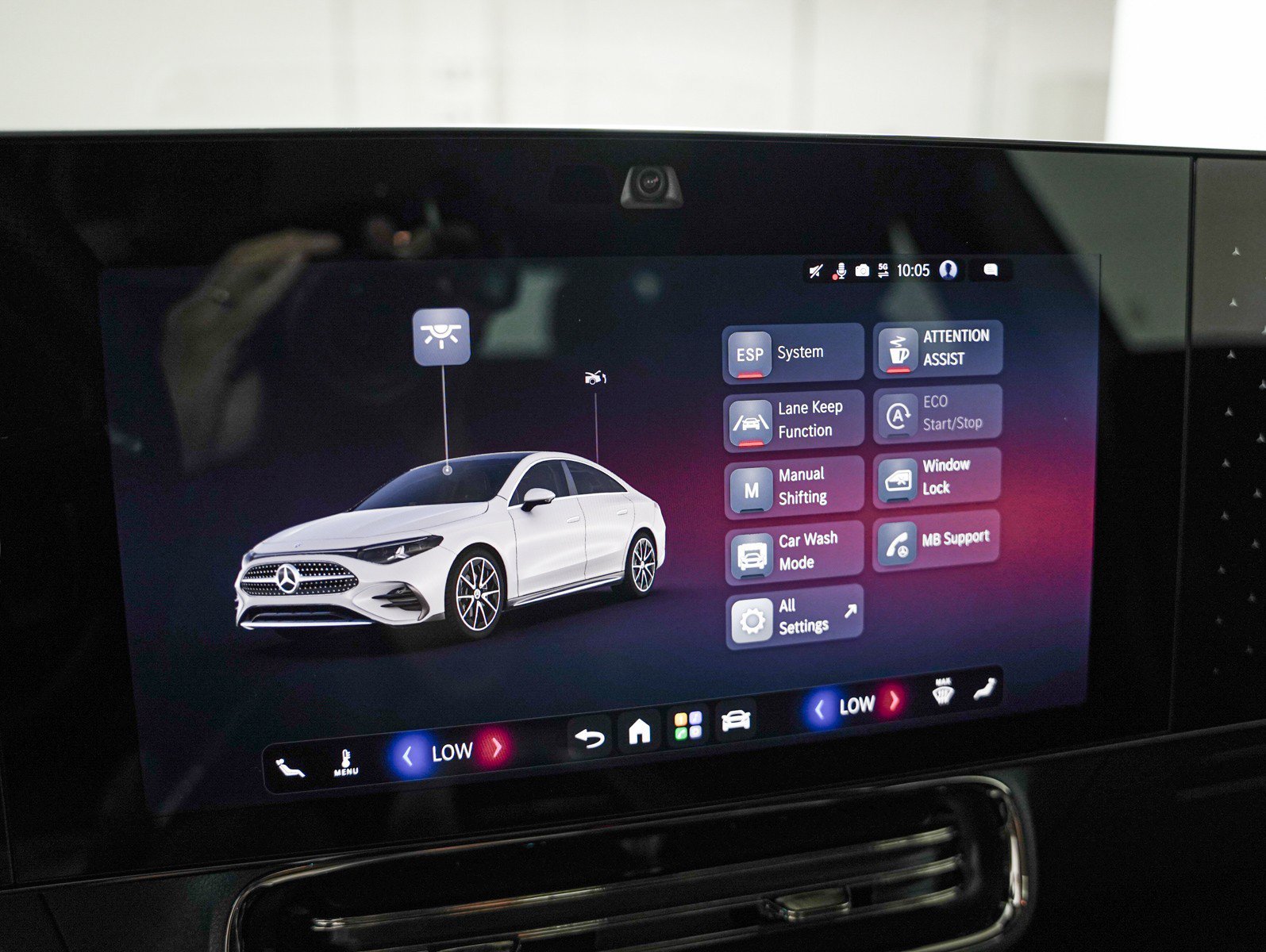 New 2027 MANUFAKTUR Alpine Grey Mercedes-Benz CLA 220 image 19