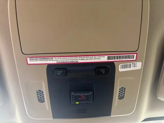Used 2023  Toyota Hybrid LE image 7