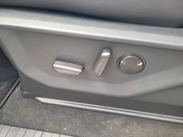 New 2026 Gray Metallic Ford Lariat image 21
