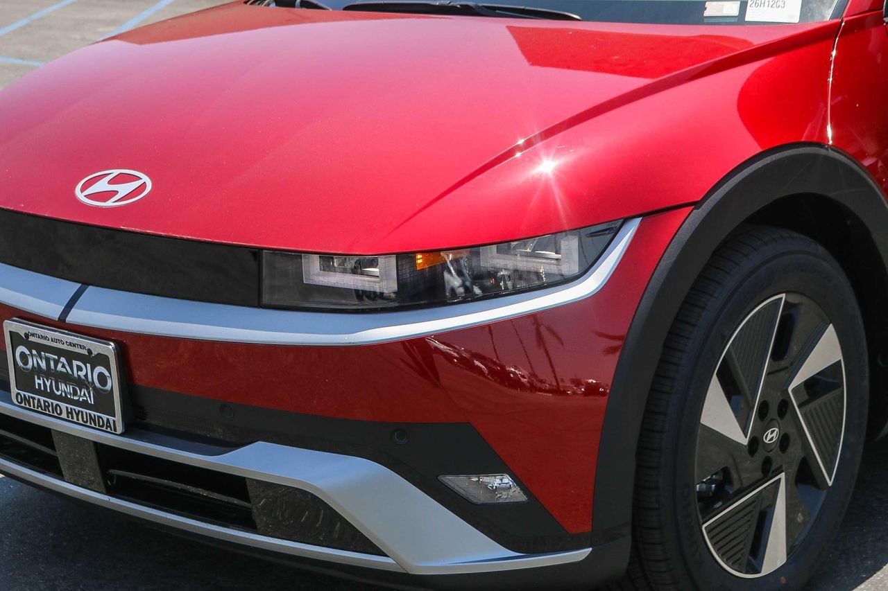 New 2026 Red Hyundai SEL image 5