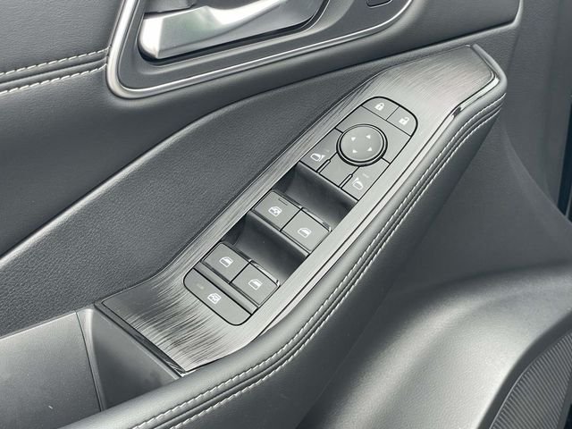 New 2026 Super Black Nissan Platinum image 16
