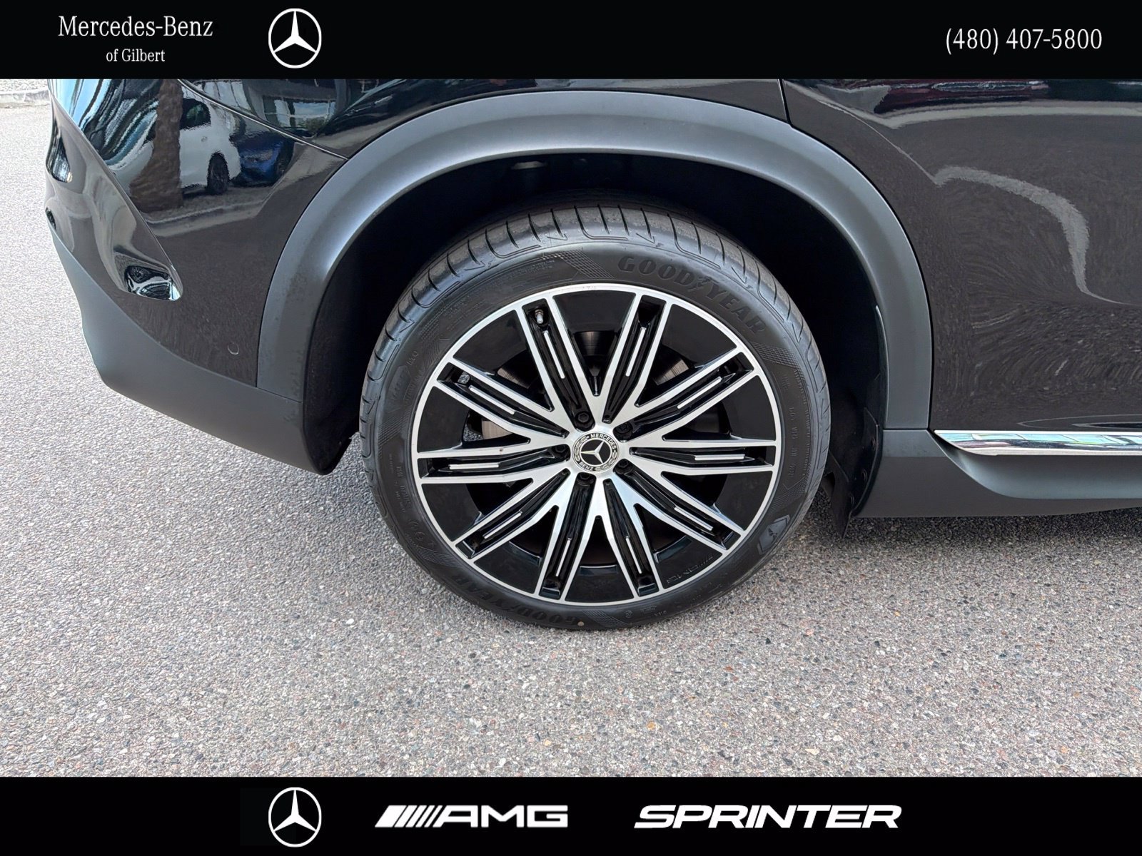 Certified Used 2023  Mercedes-Benz 500 SUV image 7