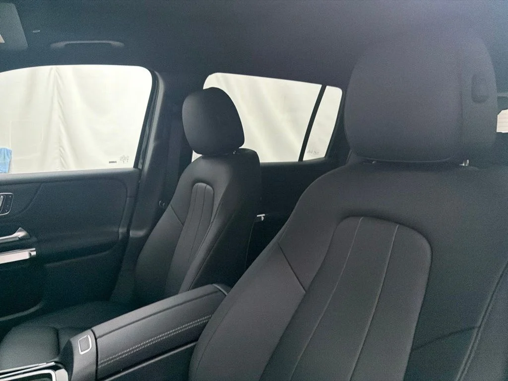 New 2026 Black Mercedes-Benz GLB 250 image 13