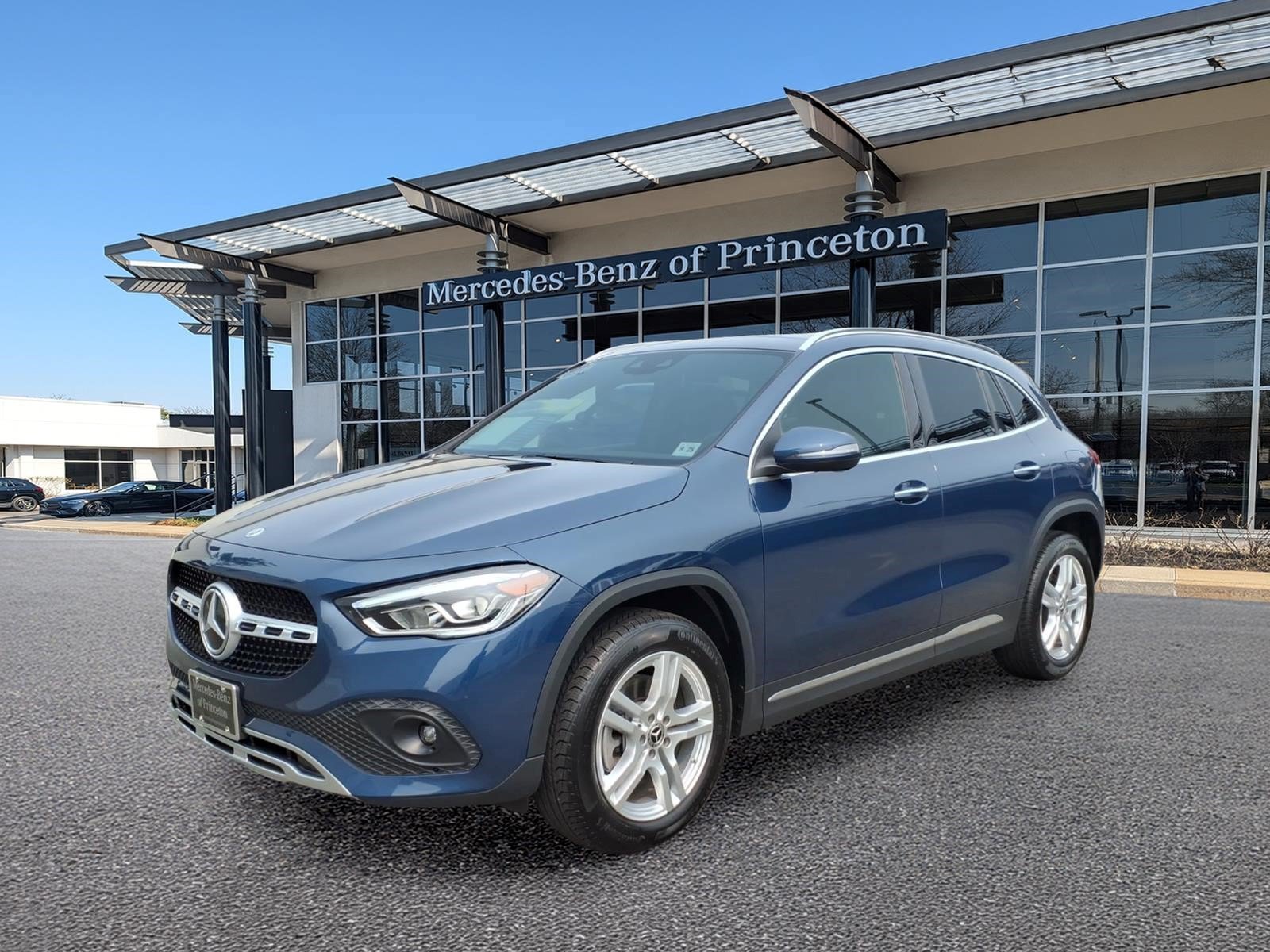 Certified Used 2023 Denim Blue Metallic Mercedes-Benz GLA 250 4MATIC® SUV image 7