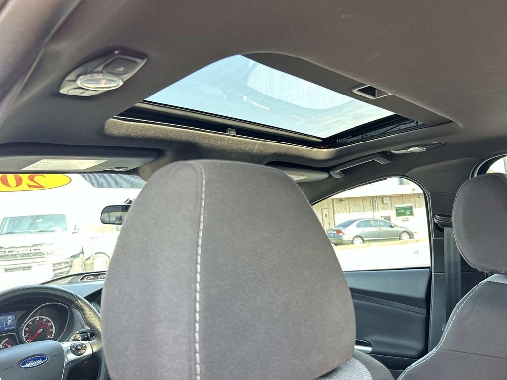 Used 2014 Race Red Ford ST image 16