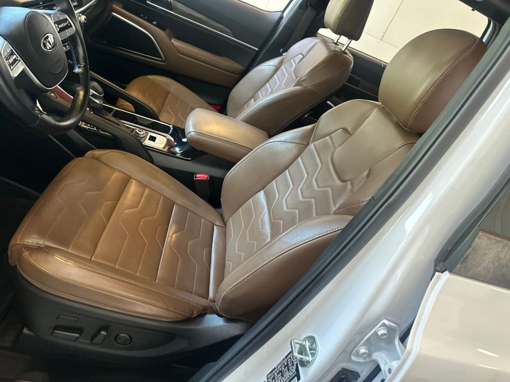 Used 2021 White Kia SX image 9