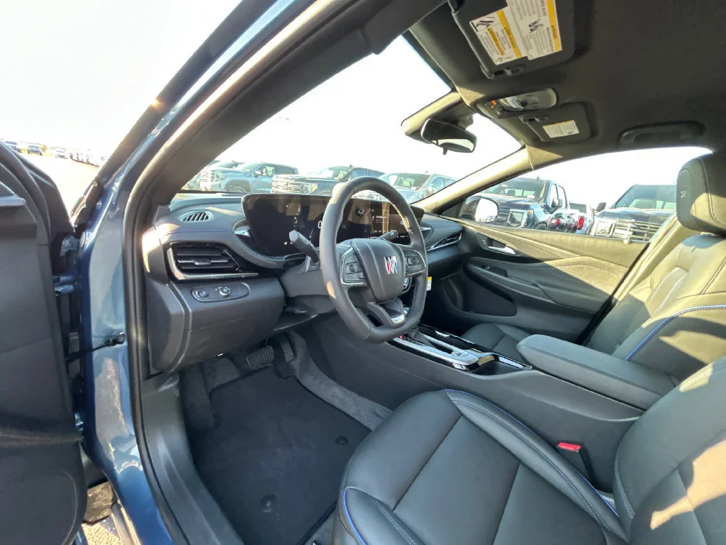 2026 Buick Envista Sport Touring - Photo 18