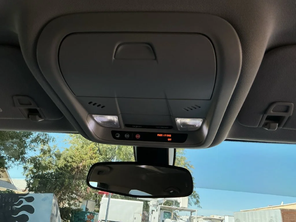 Used 2019 SUMMIT WHITE Chevrolet LT image 29