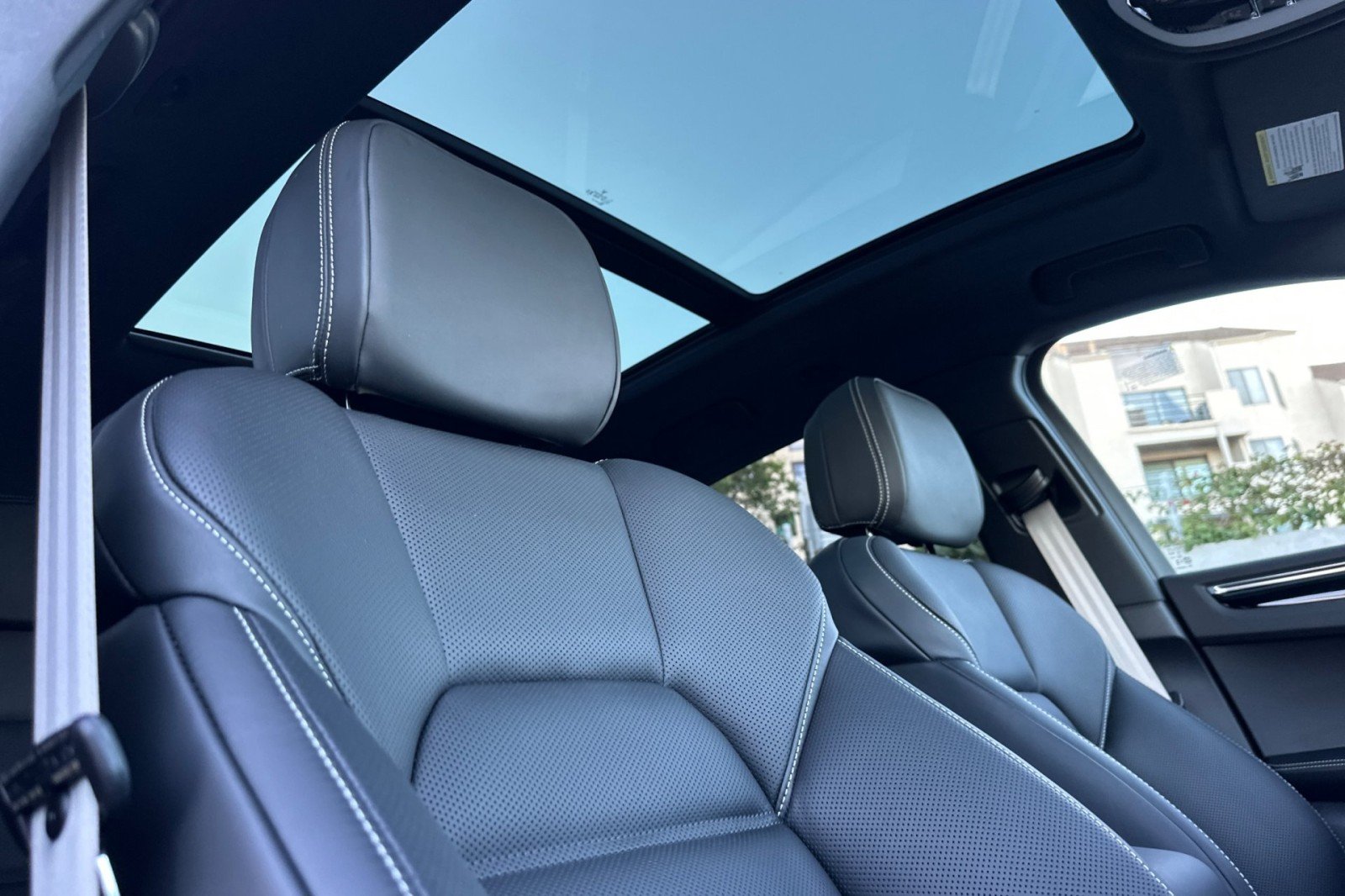 2026 Porsche Macan S - Photo 17