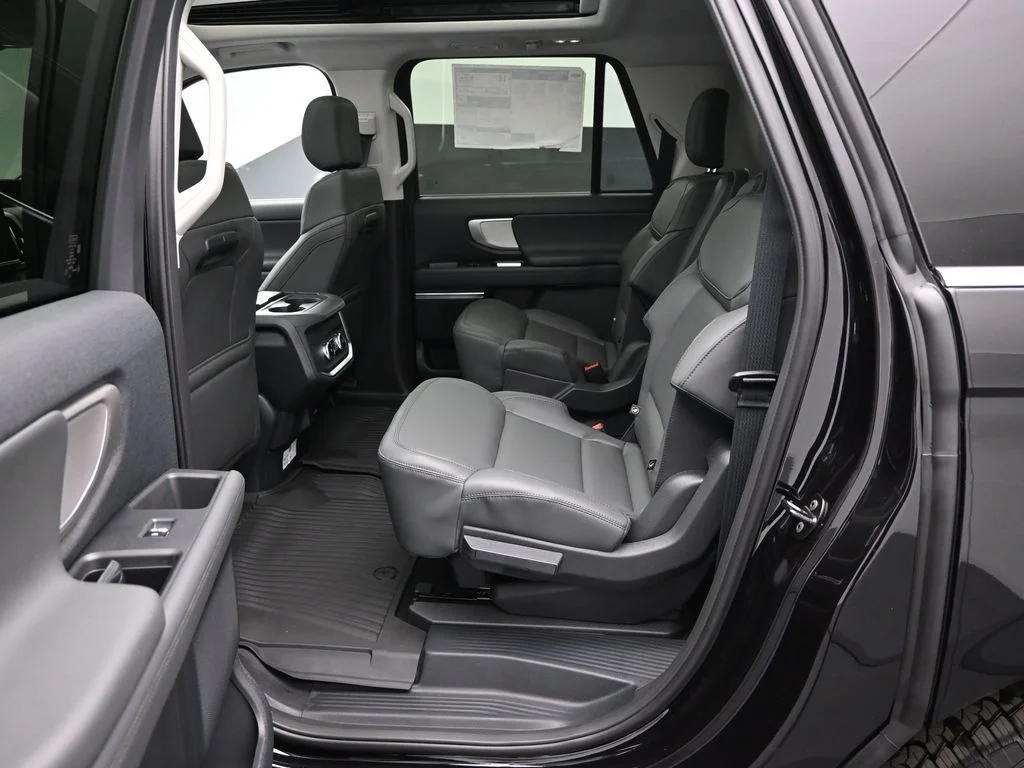 New 2026 Agate Black Metallic Ford Active image 20